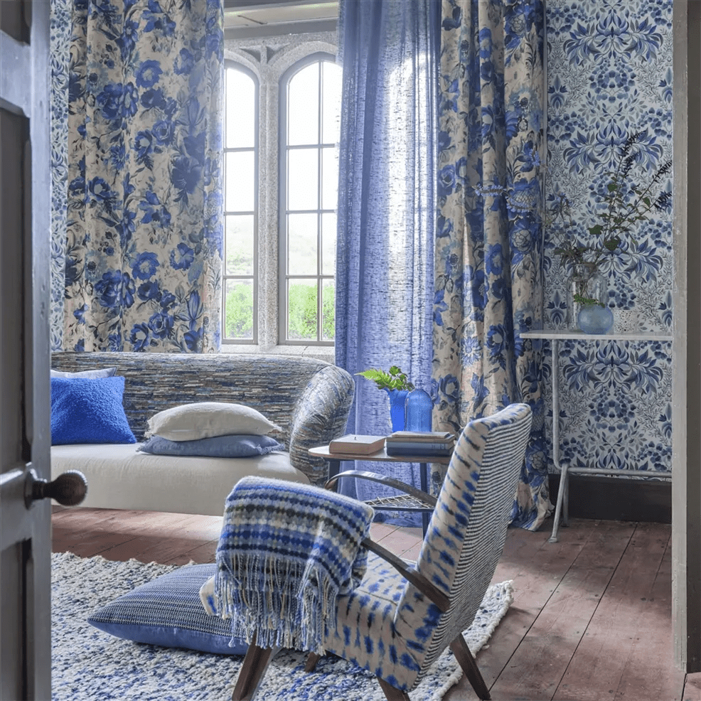 Karakusa Wallpaper - Cobalt - PDG1157/05 - Designers Guild - Premier Wallcovering
