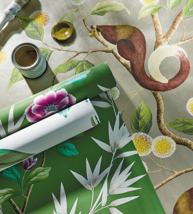 Lady Alford Wallpaper - Apple/Magenta - HDHW112900 - Harlequin - Premier Wallcovering