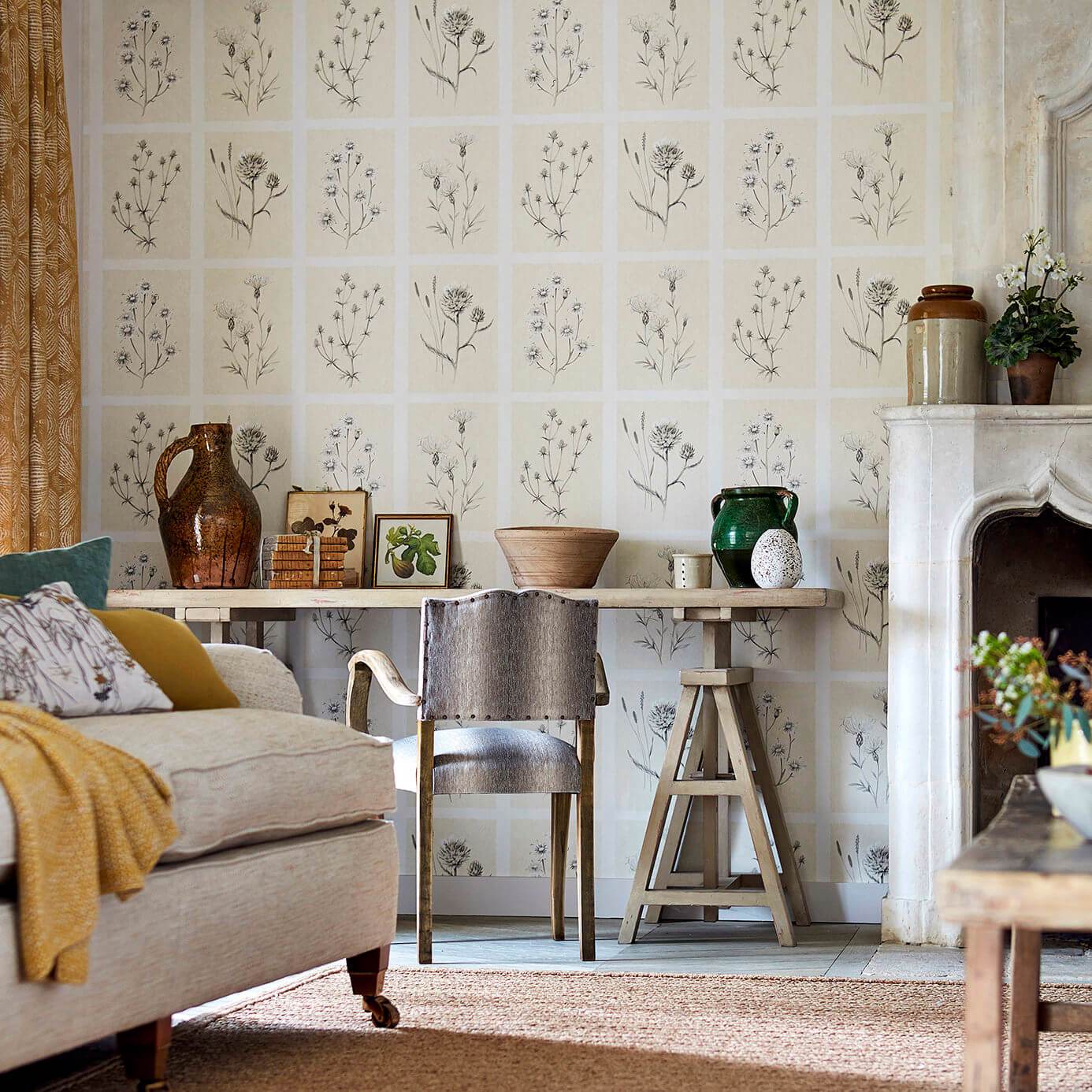 Little Thistles Wallpaper - Ecru - Sanderson - DEBB216511 - Premier Wallcovering