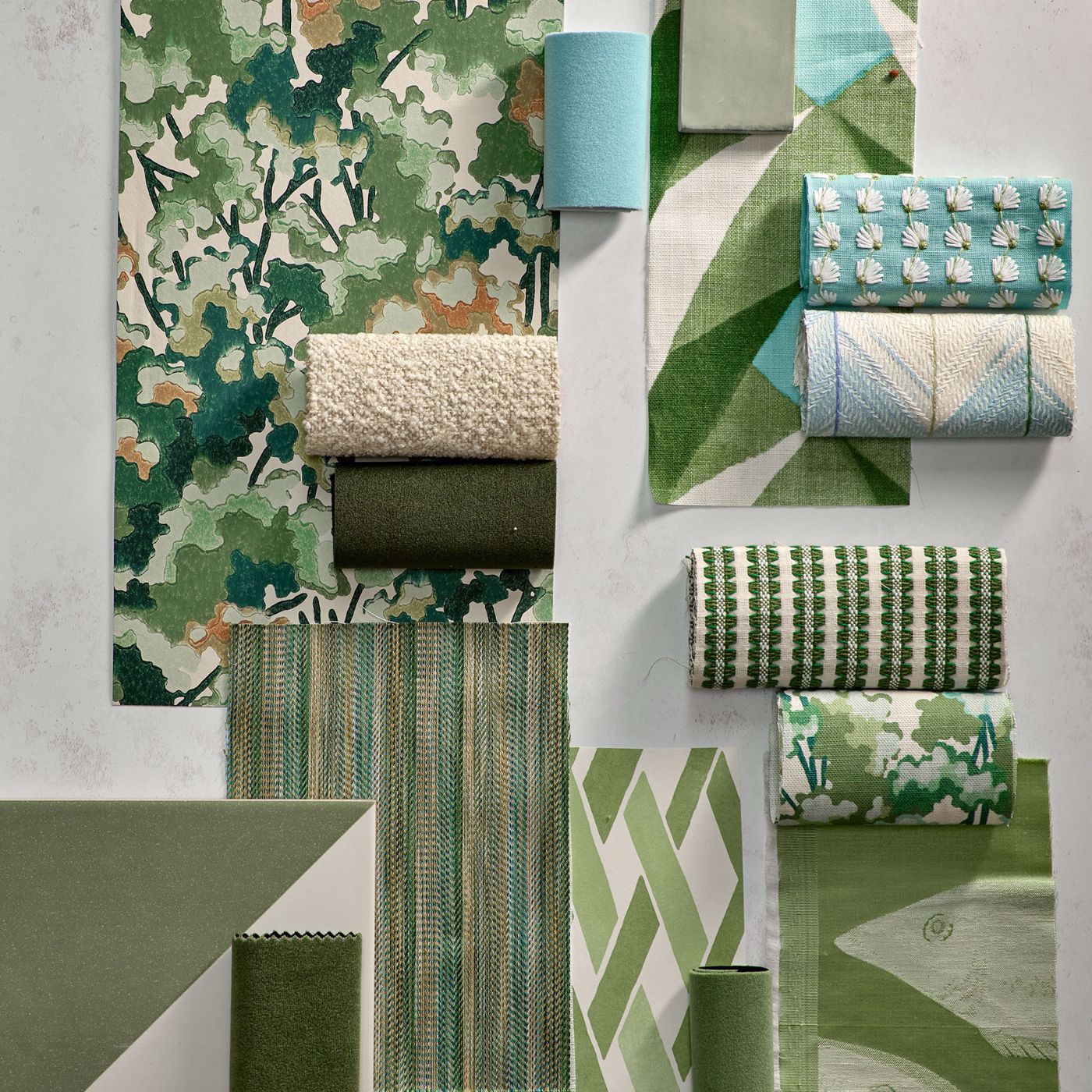 Locronan Wallpaper - Clover/First Light - HRTW113123 - Harlequin - Premier Wallcovering