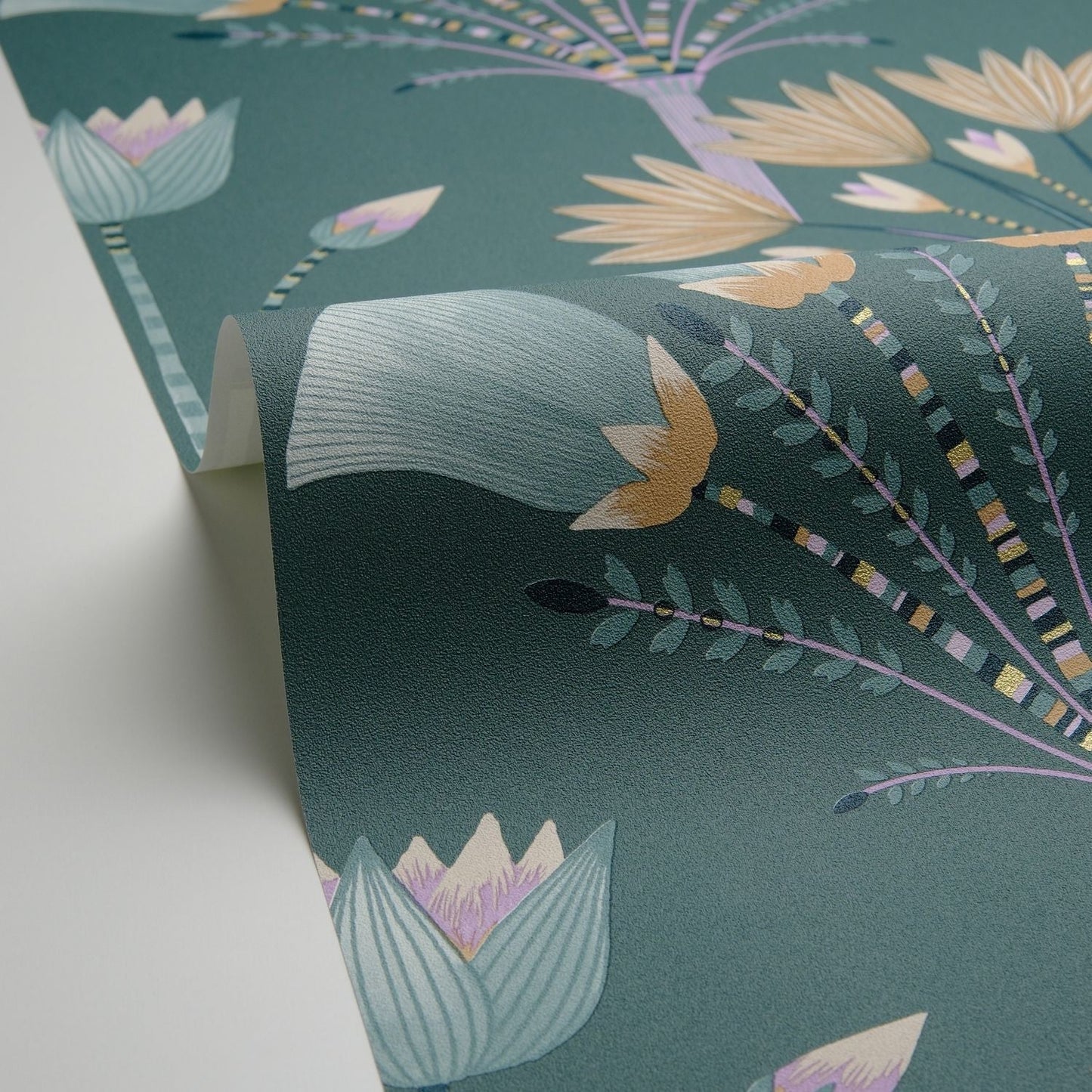 Majestic Wallpaper - Vert Emeraude - Caselio - 105277120 - Premier Wallcovering