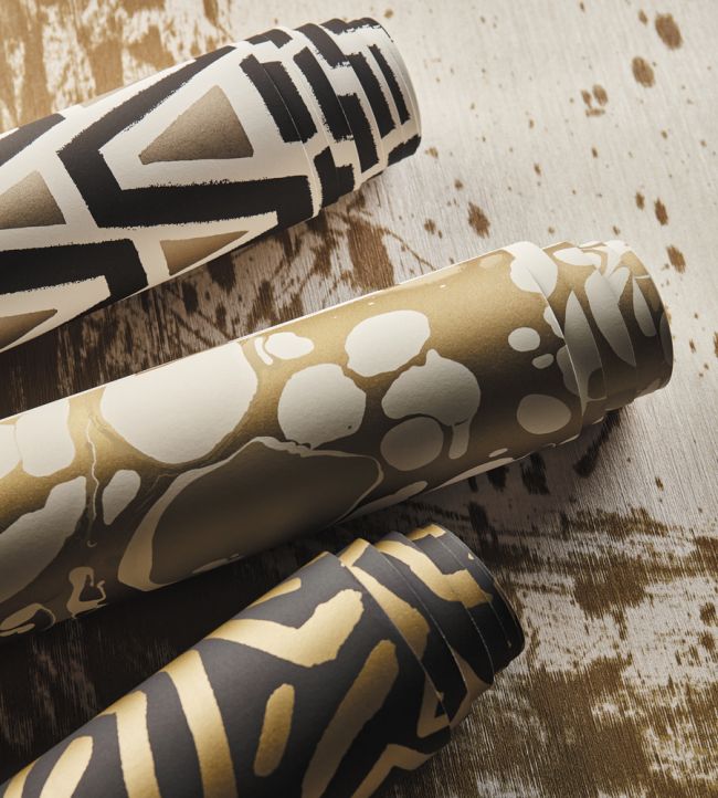 Marble Wallpaper - Incense/Soft Focus/Gold - HQN2112836 - Harlequin - Premier Wallcovering