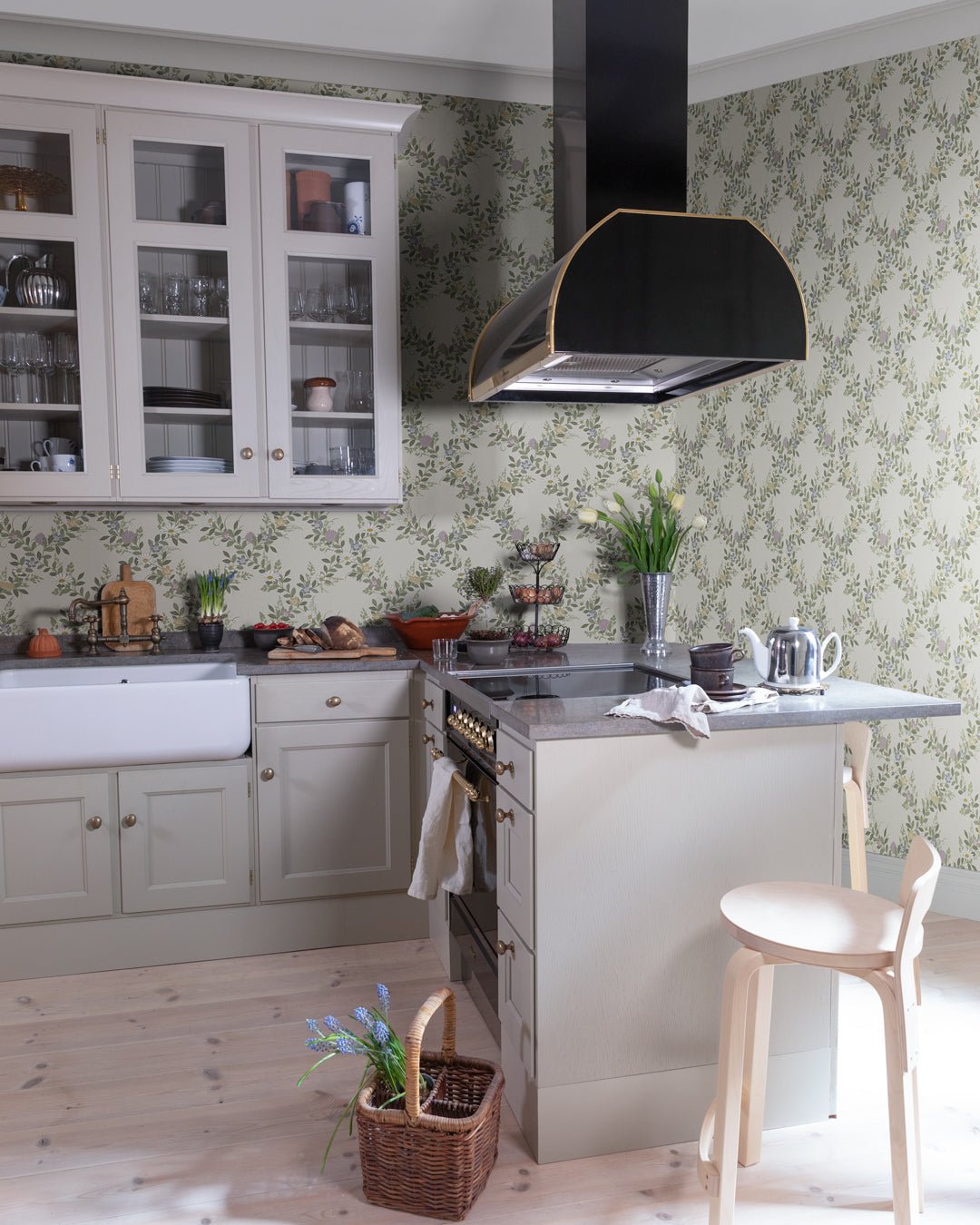 Margareta Wallpaper - Creamy White - Midbec - 92107 - Premier Wallcovering