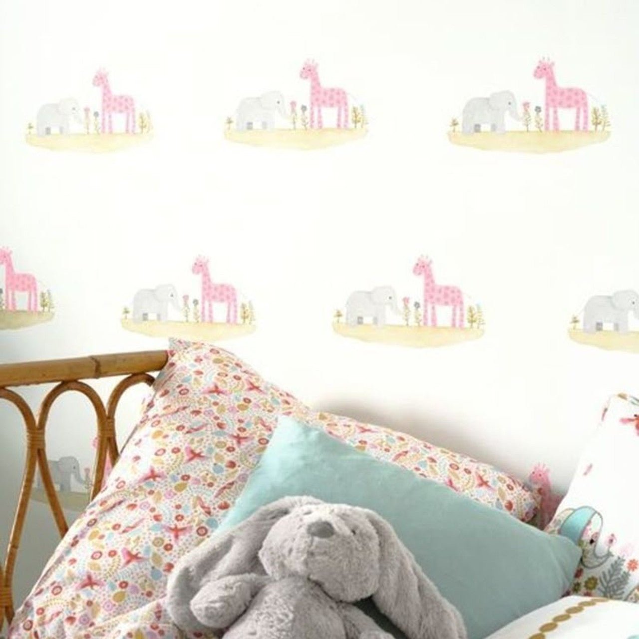 Marius & Candice Rose & Nino Wallpaper - Parme And Jaune - Casadeco - 85532242 - Premier Wallcovering