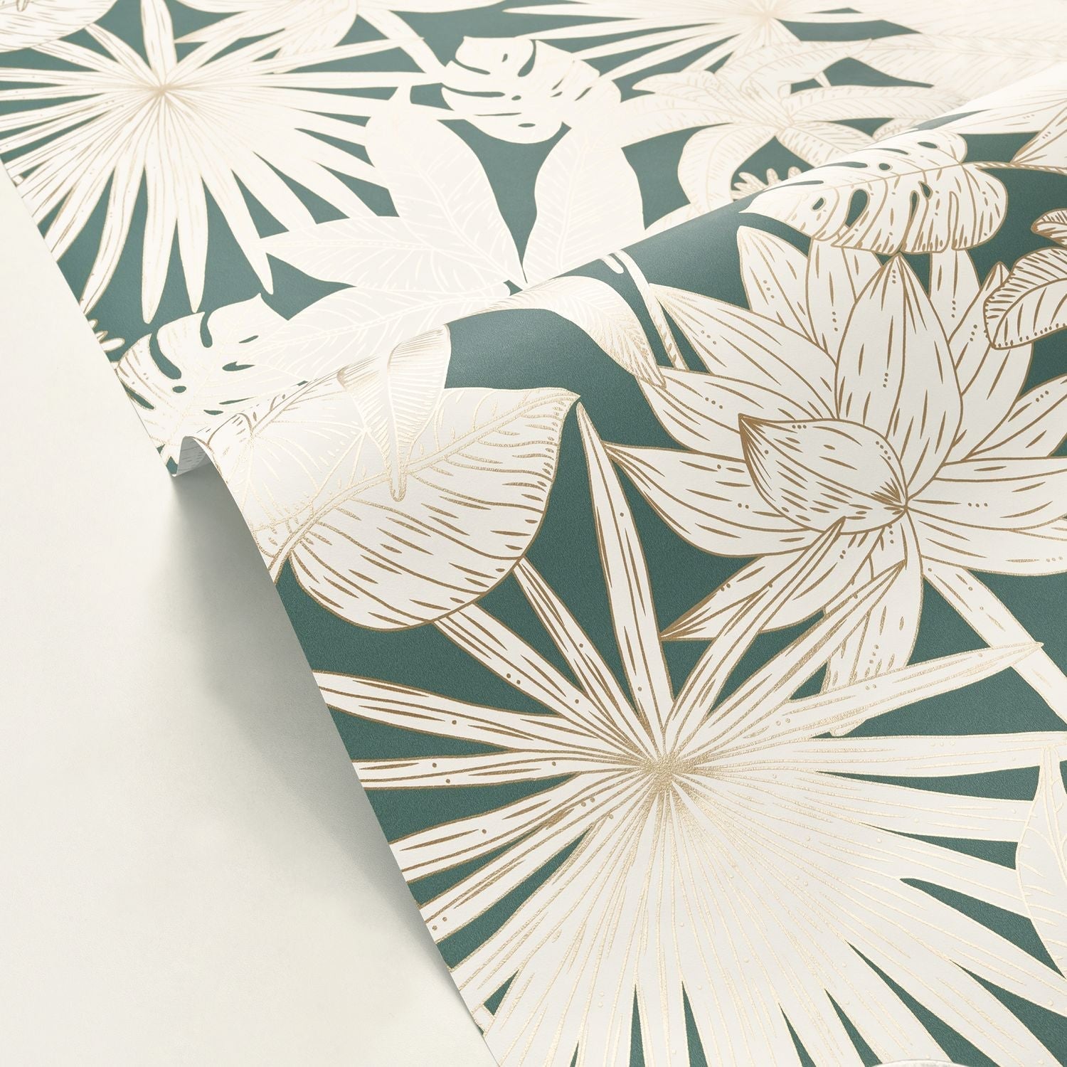 Odyssee Hawai Wallpaper - Anglais - Caselio - 101437299 - Premier Wallcovering