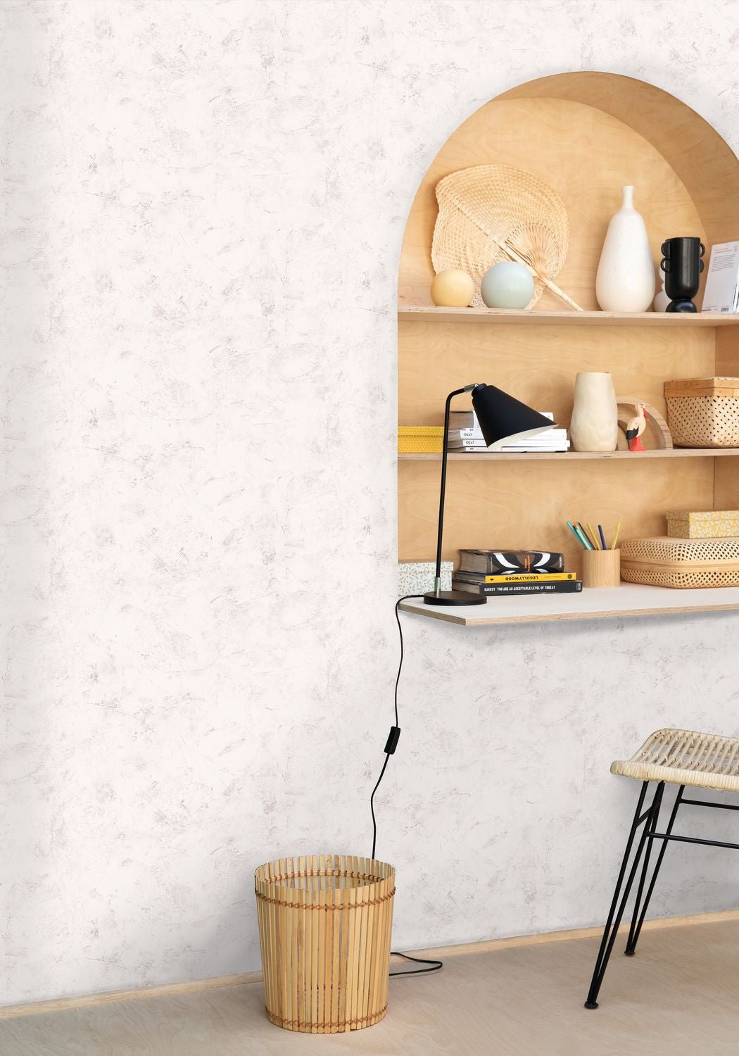 Patine Uni Wallpaper - Blanc  Or - Caselio - 100220102 - Premier Wallcovering
