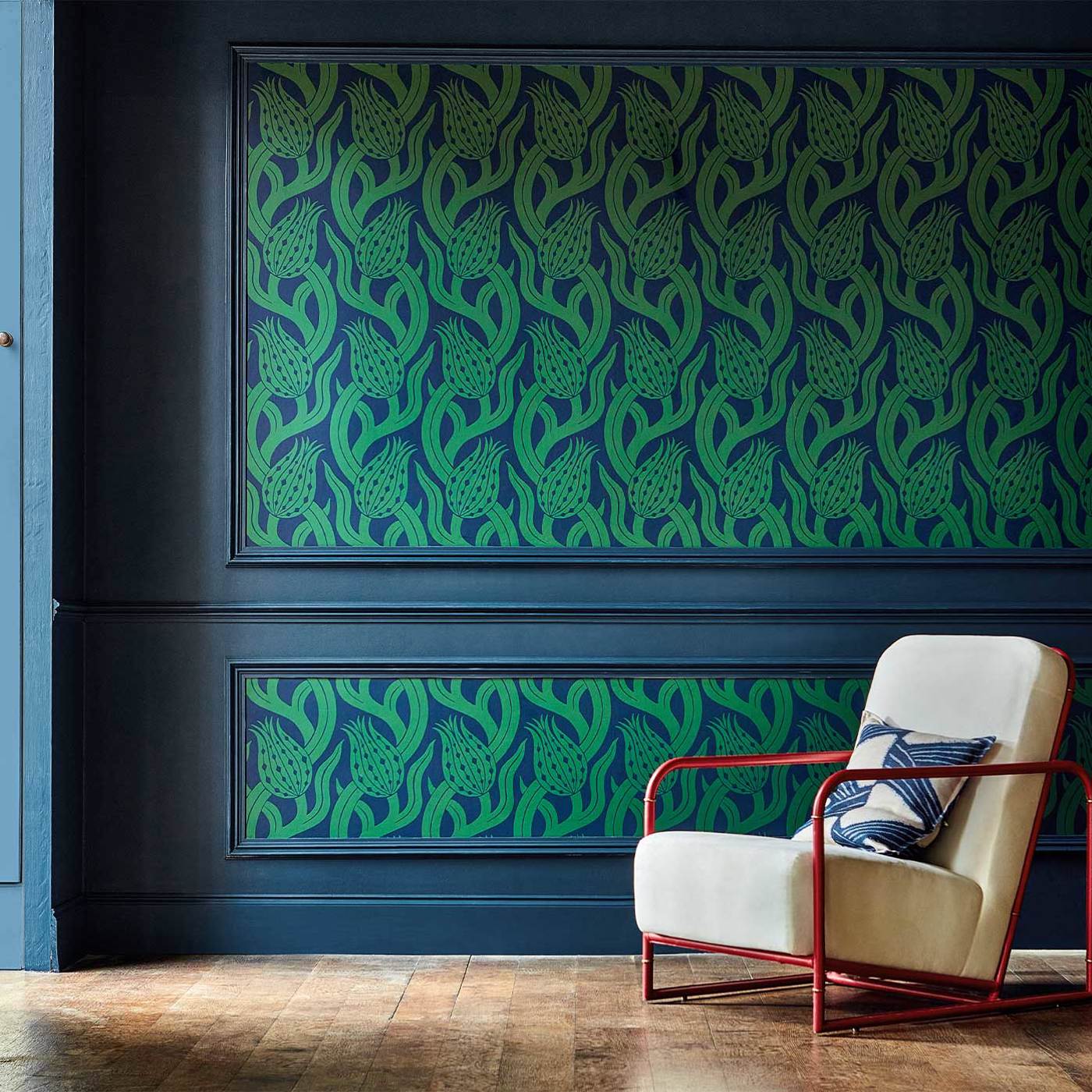 Persian Tulip Wallpaper - Poison - ZHIW312996 - Zoffany - Premier Wallcovering