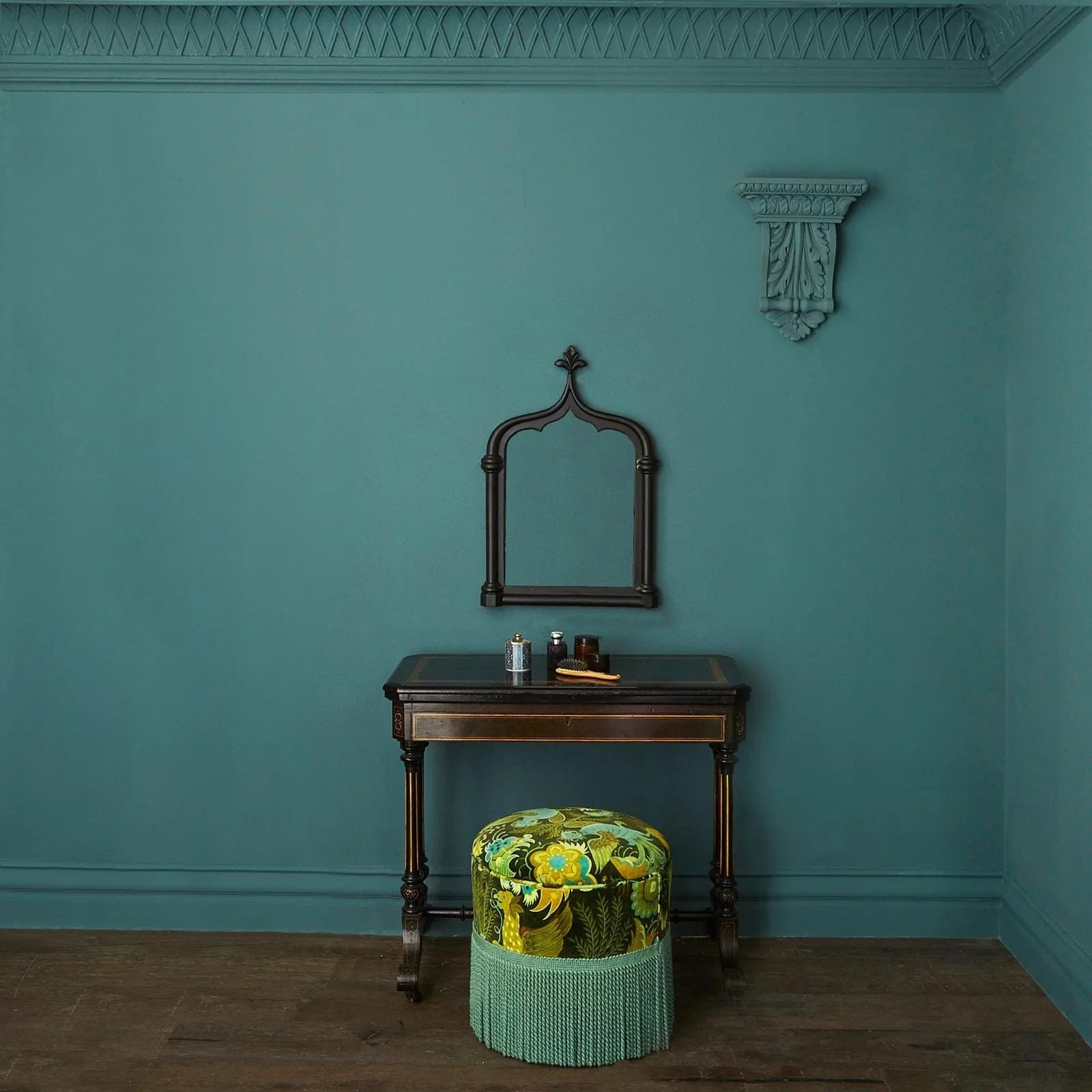 Phantasia Velvet Fabric -  Emerald - House of Hackney - 1-FA-PHA-VE-EME-XXX-XXX - Premier Wallcovering