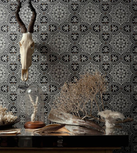 Piccadilly Wallpaper - Hyacinth on Midnight - 94/8042 - Cole & Son - Premier Wallcovering