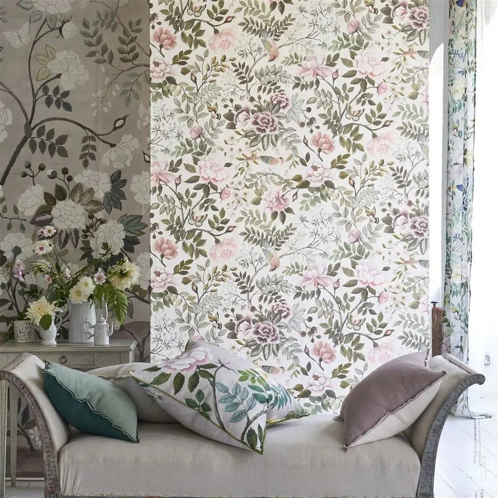 Porcelaine de Chine Wallpaper - Peony - PDG1146/07 - Designers Guild - Premier Wallcovering