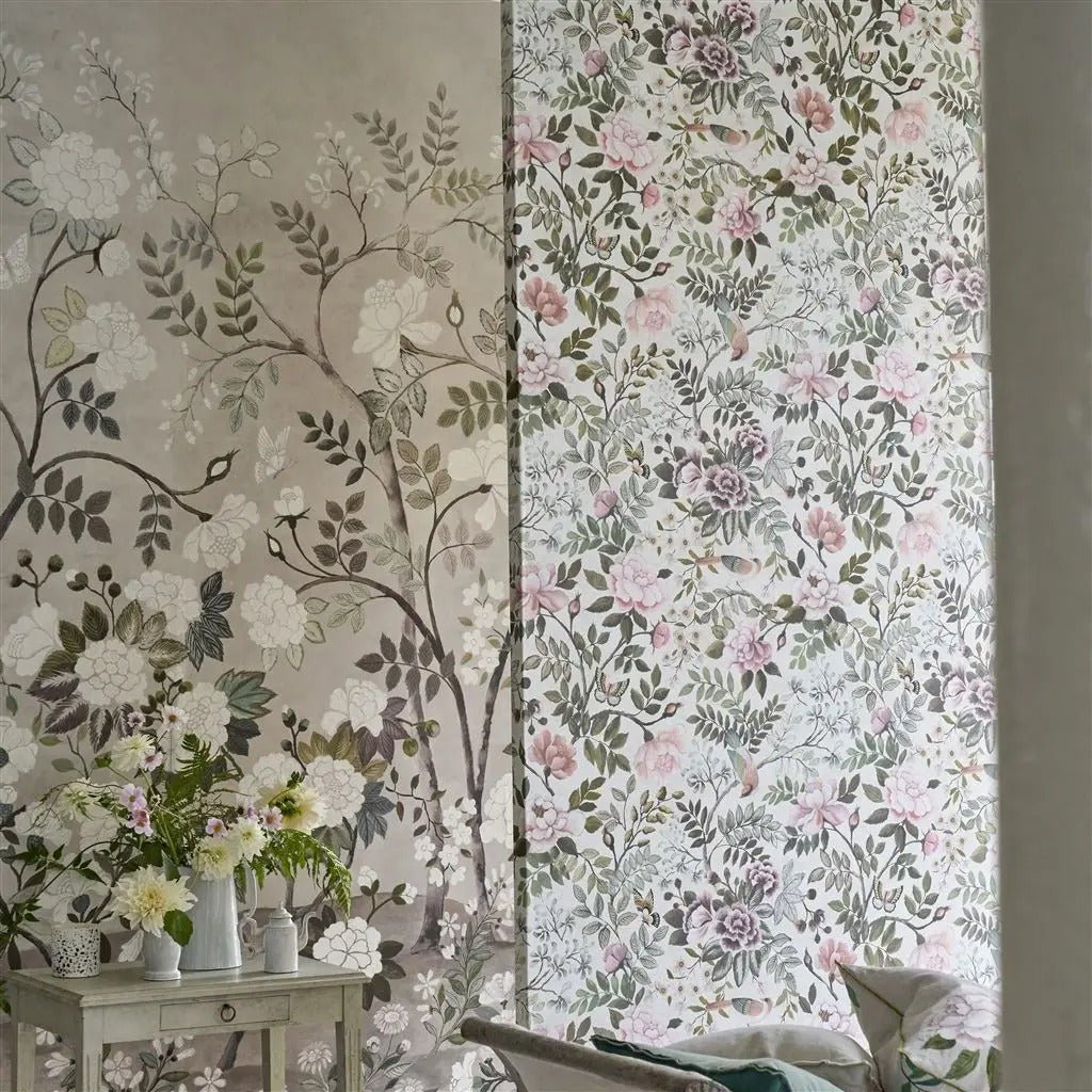 Porcelaine de Chine Wallpaper - Cameo - PDG1146/06 - Designers Guild - Premier Wallcovering