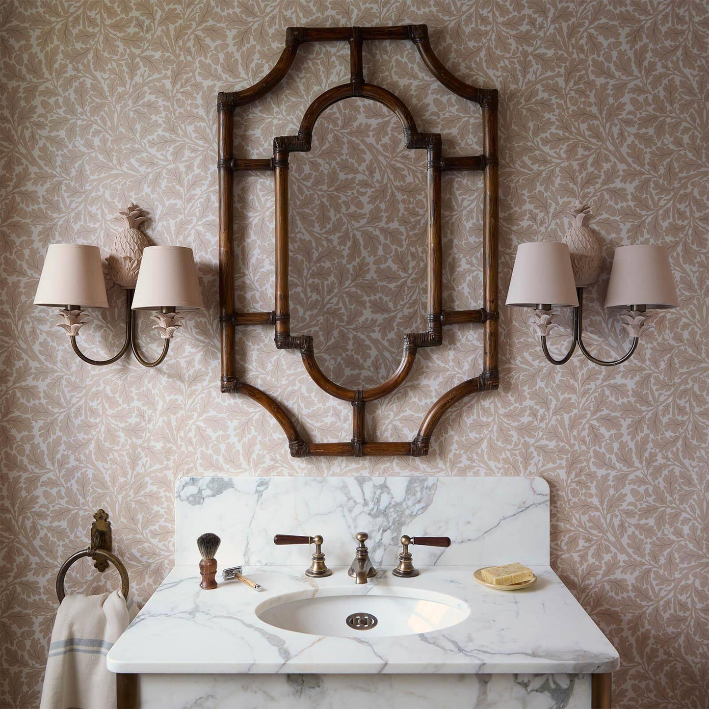 Quercus Wallpaper - Astrantia - House of Hackney - 1-WA-QUE-DI-ASA-XXX - Premier Wallcovering
