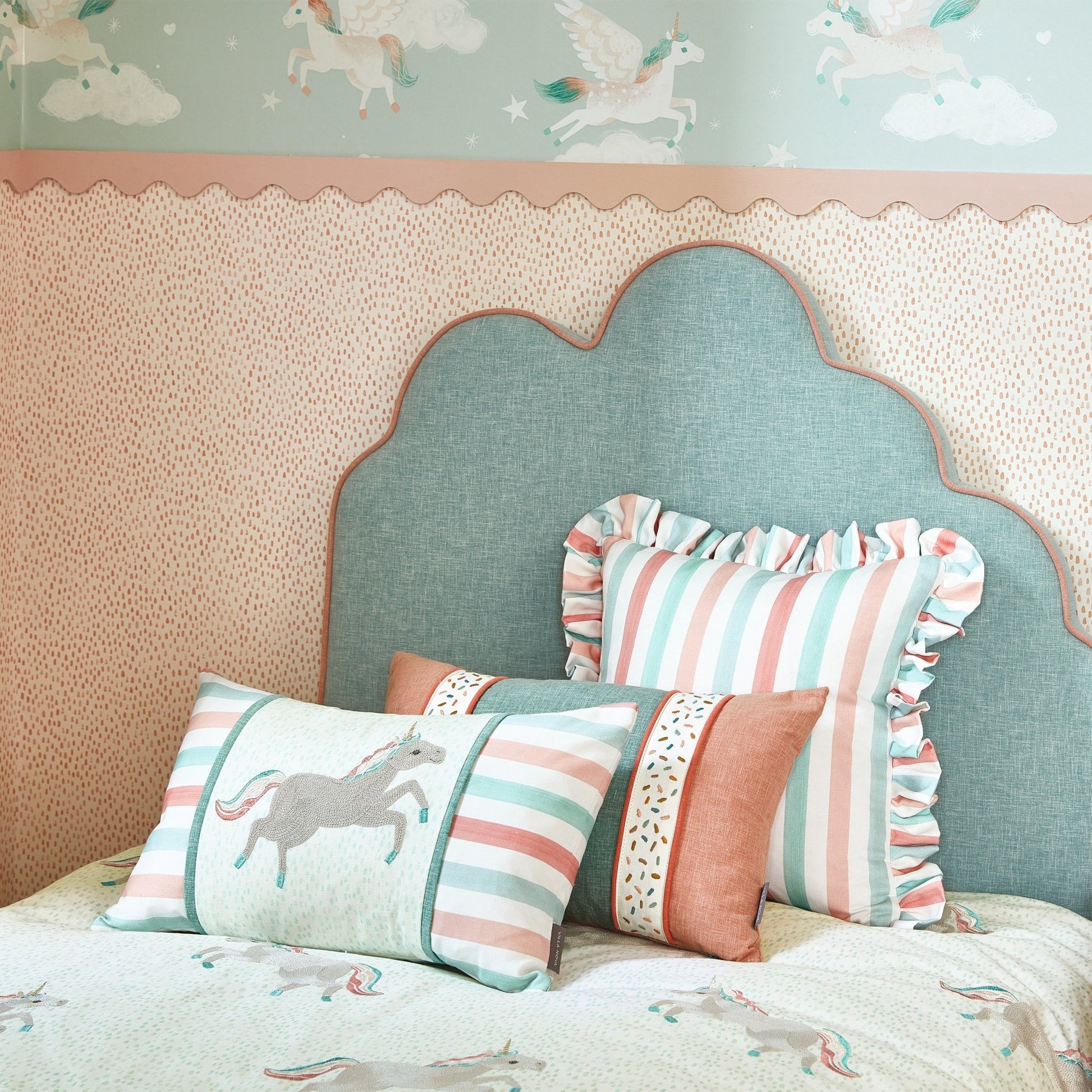 Raindrops Wallpaper - Blush - Villa Nova - W646/01 - Premier Wallcovering