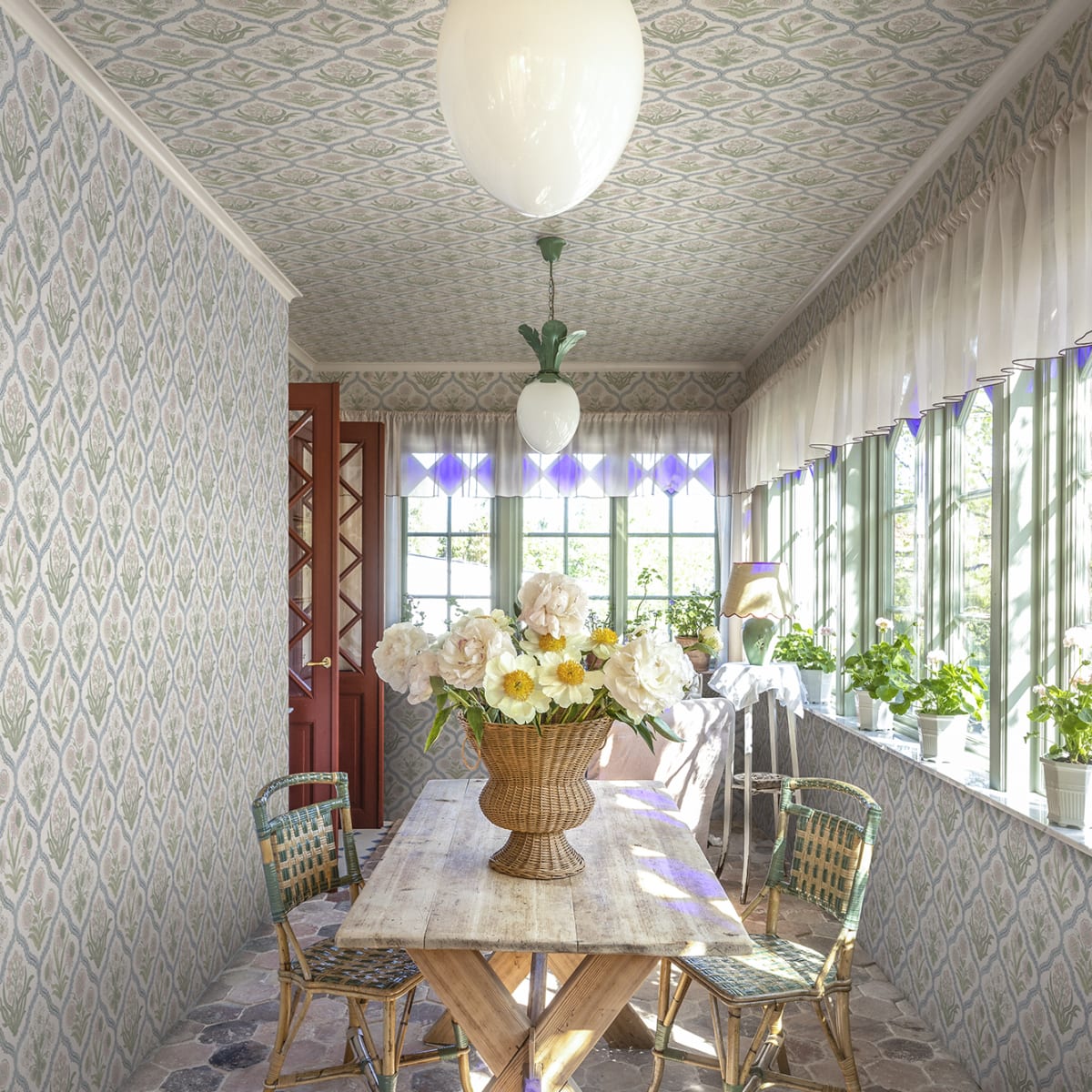 Rosa Wallpaper - Pastel - Sandberg - S10827 - Premier Wallcovering