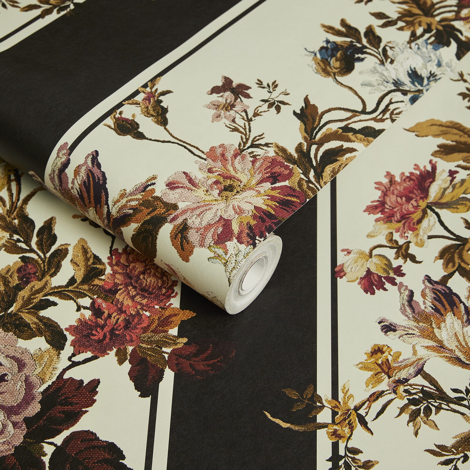 Rosetta Garland Wallpaper - Noir - House of Hackney - 1 - WA - ROG - DI - NOI - XXX - Premier Wallcovering