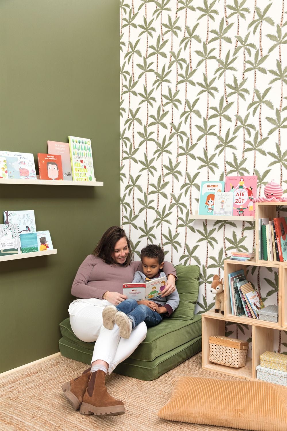 Smile Uni Wallpaper - Kaki - Caselio - 69867417 - Premier Wallcovering