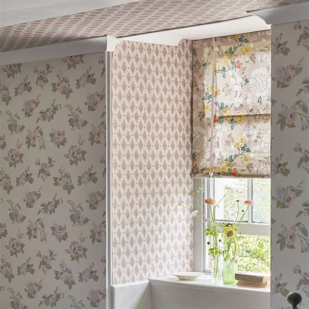 St John Street Trellis Wallpaper - Vintage Rose - English Heritage - PEH0003/02 - Premier Wallcovering