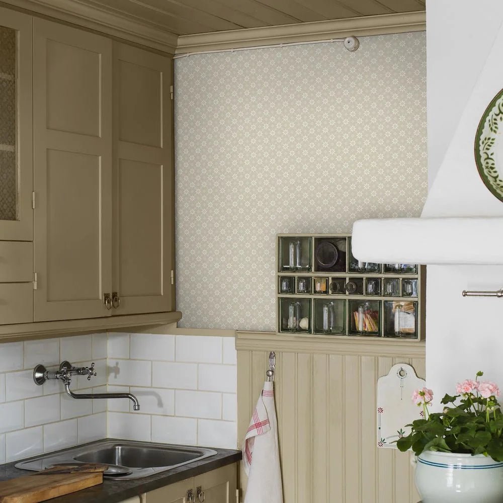 Stella Wallpaper - Nude - Boråstapeter - 8068 - Premier Wallcovering