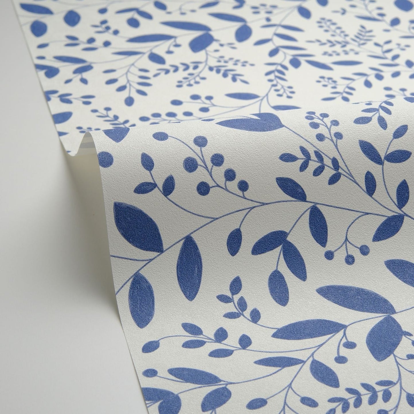 Sympathy Wallpaper - Bleu Indigo - Caselio - 105340634 - Premier Wallcovering