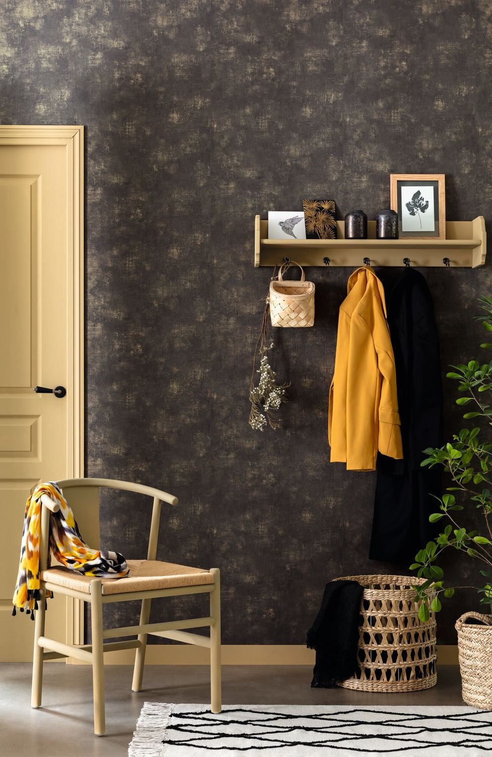 Telas 2 Uni Metalises Wallpaper - Noir - Caselio - 102079099 - Premier Wallcovering