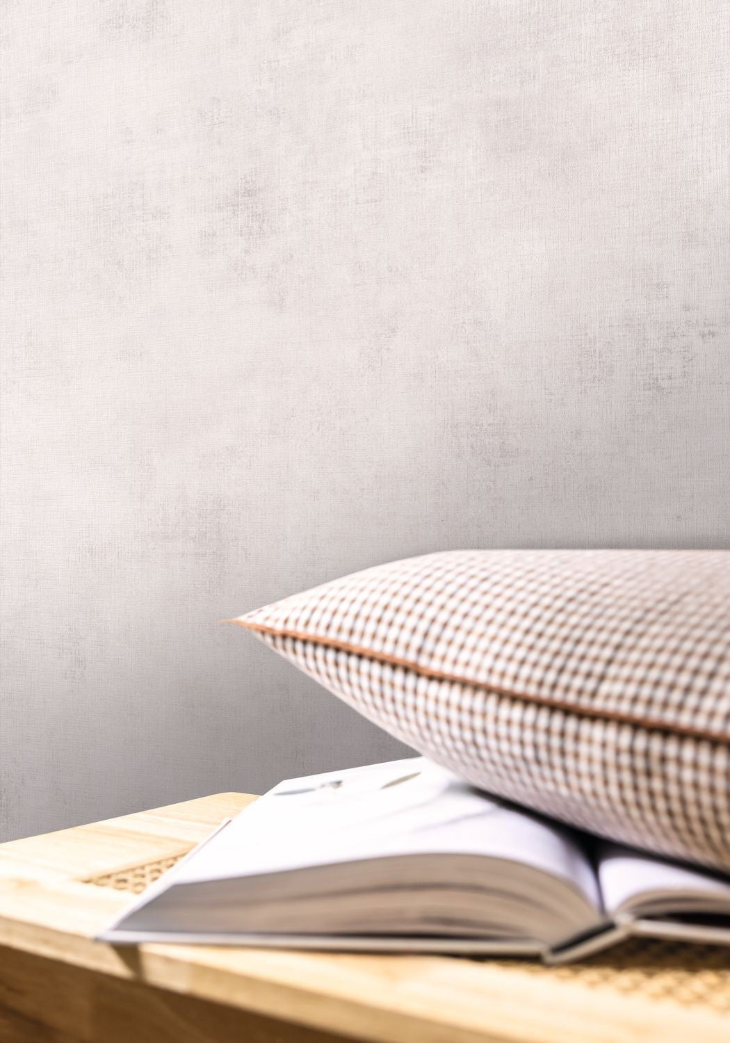 Telas 2 Uni Metalises Wallpaper - Blanc Nacre - Caselio - 102070000 - Premier Wallcovering