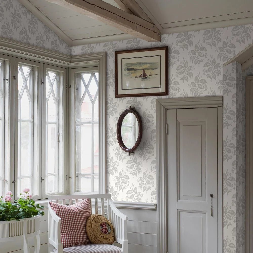 Tengberska Wallpaper - Ivory - Boråstapeter - 8058 - Premier Wallcovering