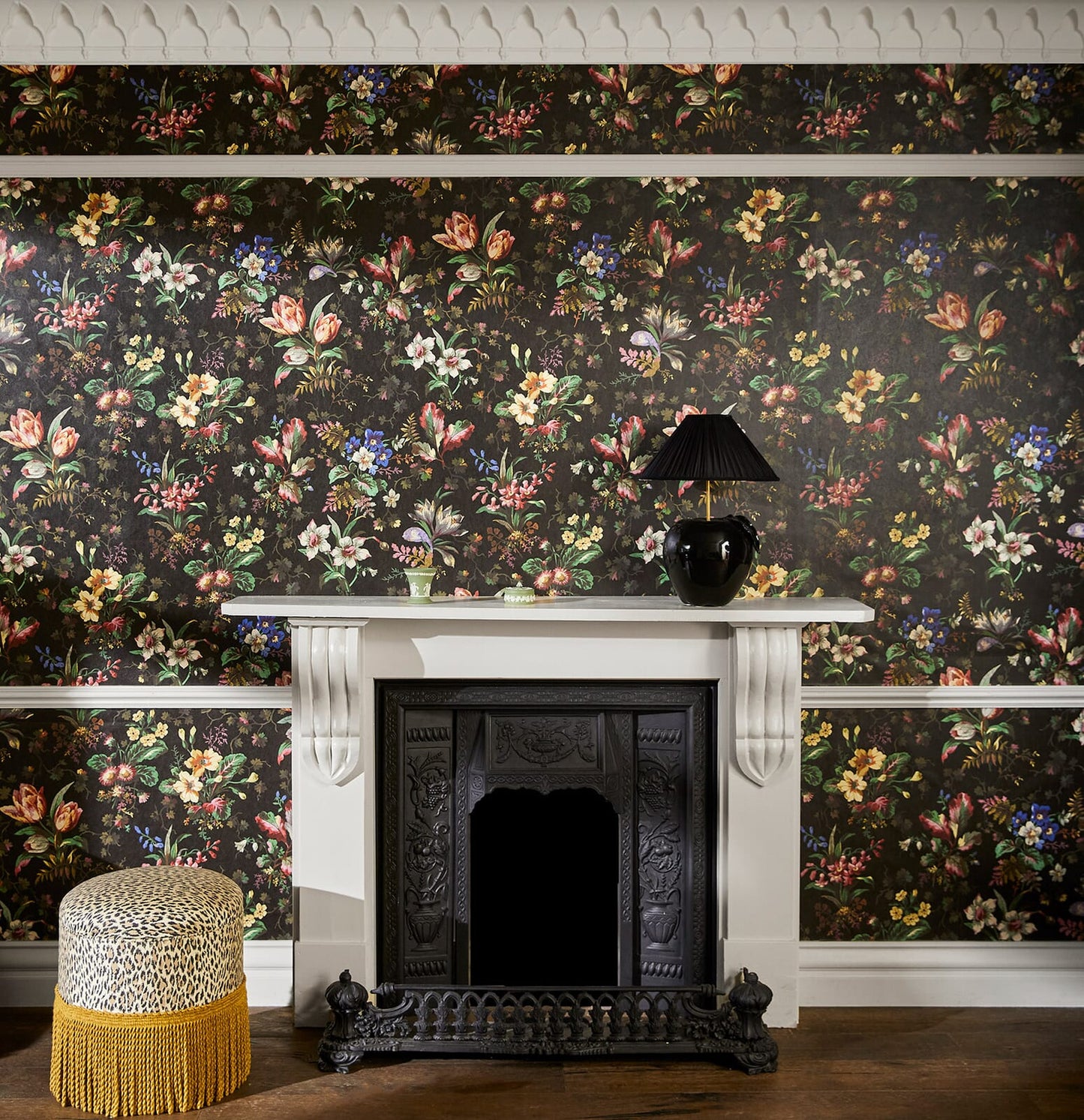 Tulipa Wallpaper - Onyx - House of Hackney - 1 - WA - TUL - DI - ONX - XXX - Premier Wallcovering