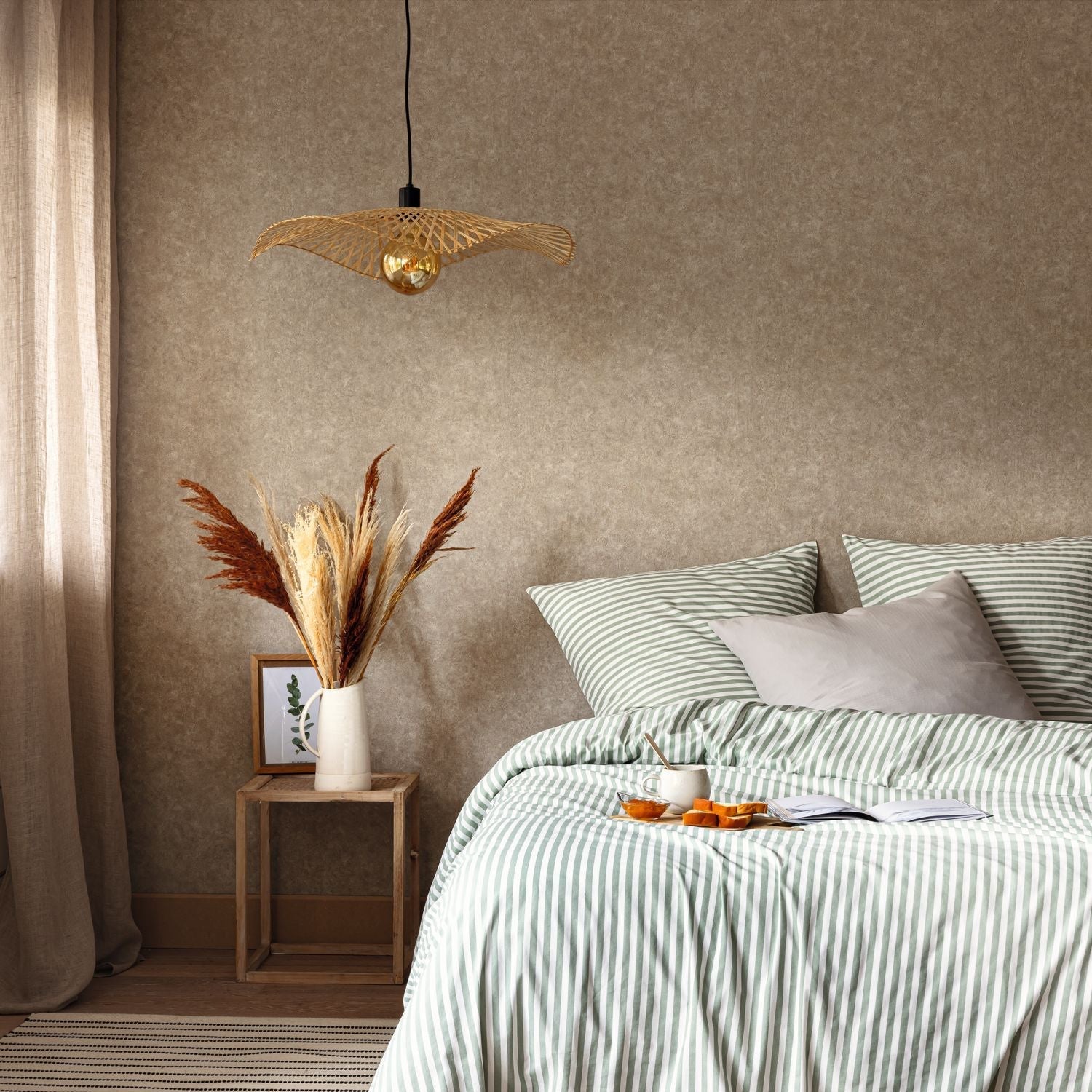 Uni Metallise/ Irise Wallpaper - Grege - Caselio - 105252120 - Premier Wallcovering