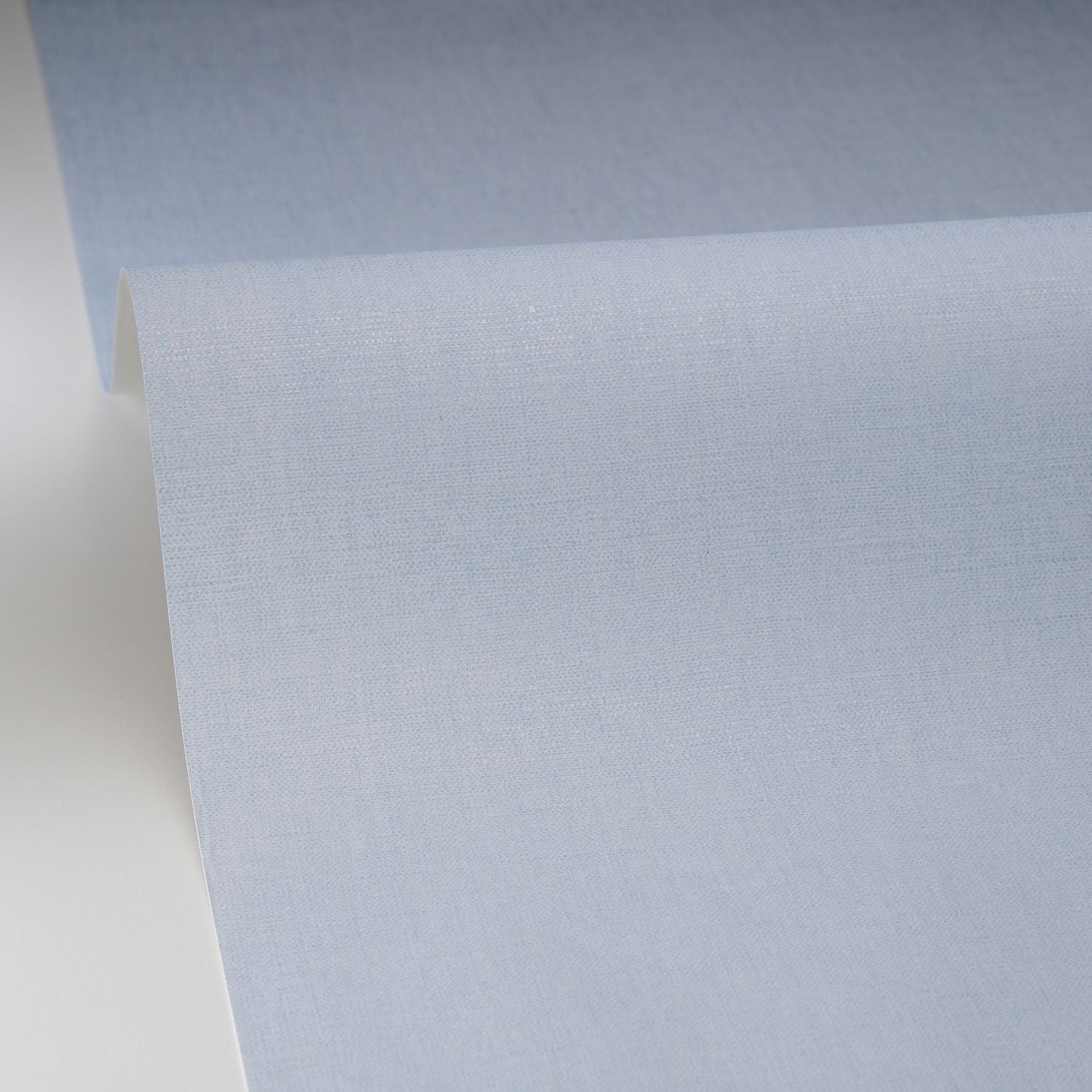 Uni Metallise/irise Wallpaper - Bleu Ciel - Caselio - 103236590 - Premier Wallcovering