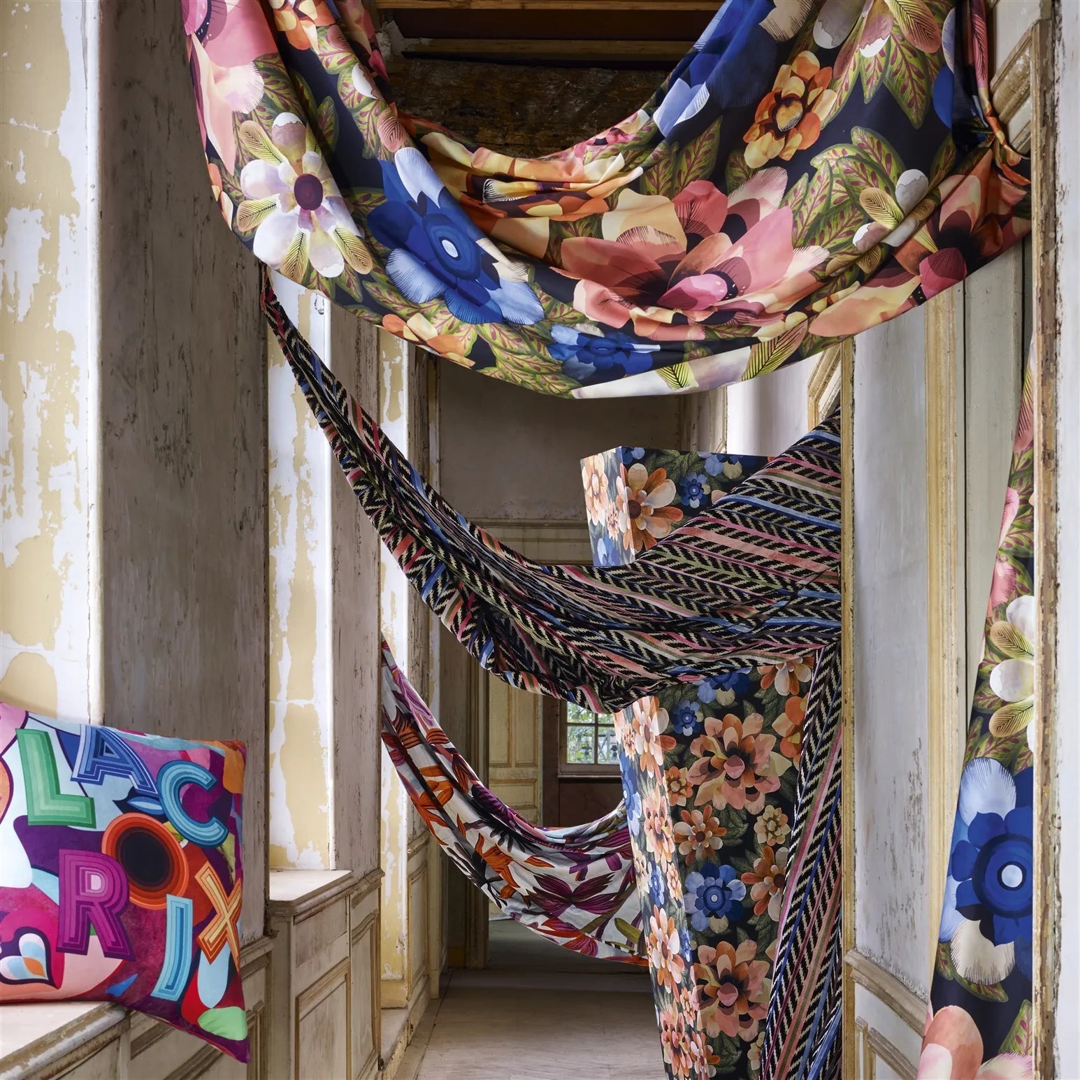 Vallarta Fabric - Peche - Christian Lacroix - FCL7074/02 - Premier Wallcovering