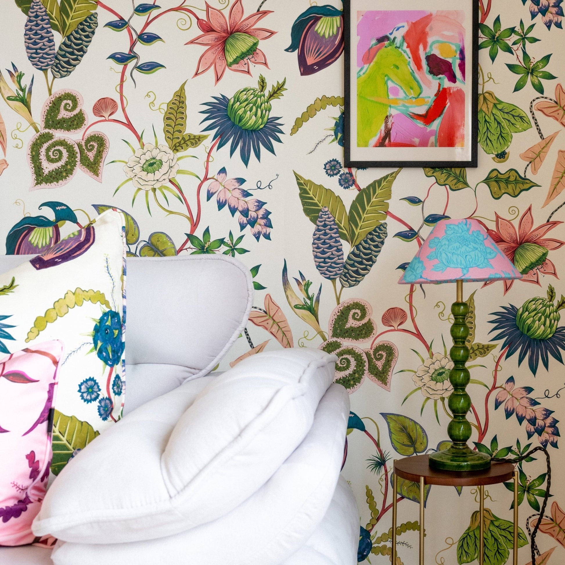 Vida Wallpaper - Unakite-White - Wear The Walls - VIUW807670 - Premier Wallcovering