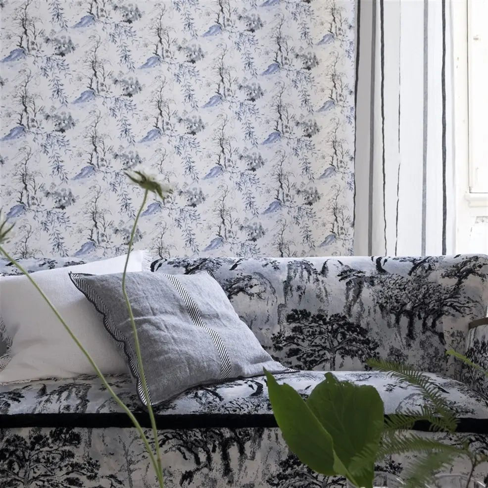 Winter Palace Wallpaper - Indigo - Designers Guild - PDG651/03 - Premier Wallcovering