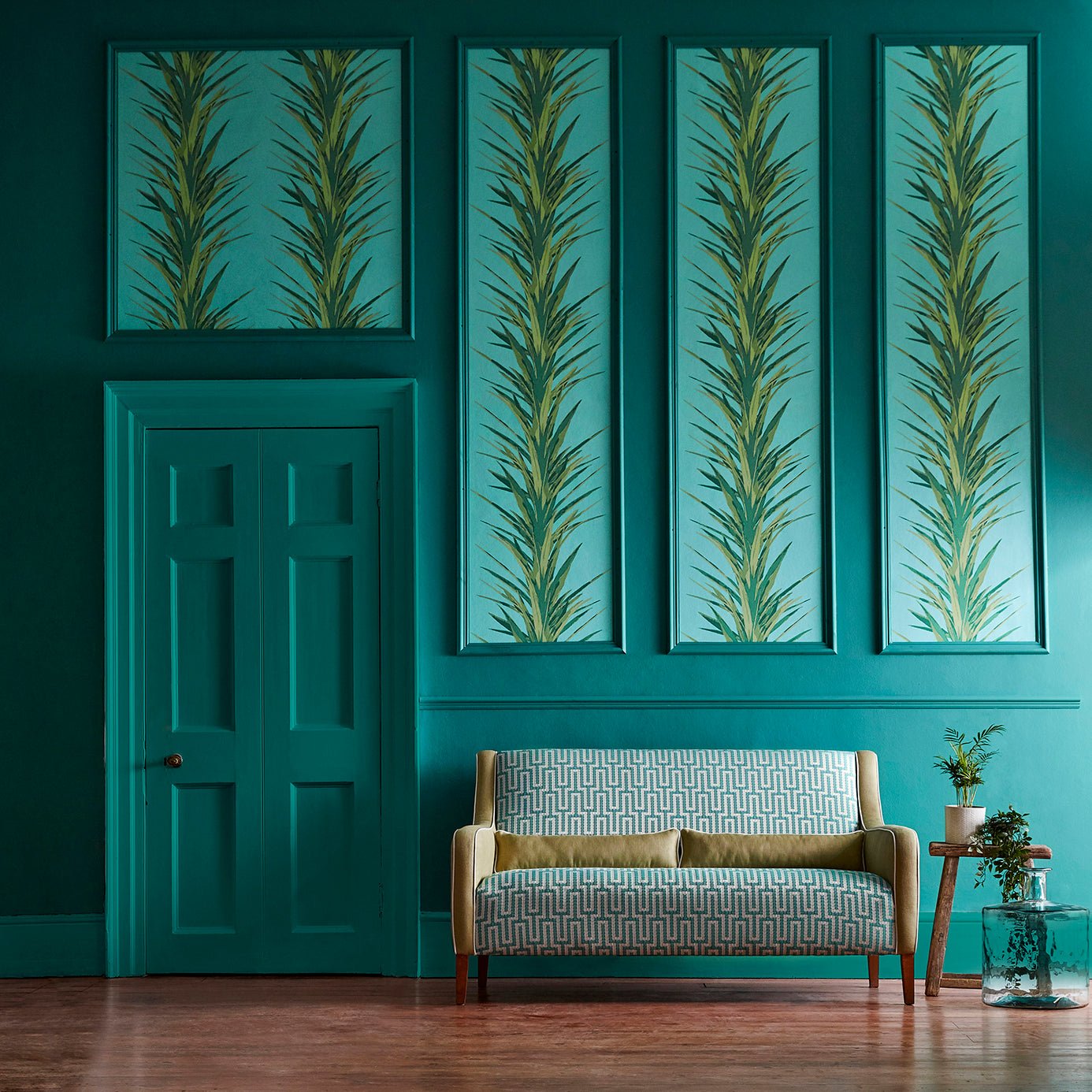 Yucca Wallpaper - Botanical Green - Sanderson - DGLW216649 - Premier Wallcovering